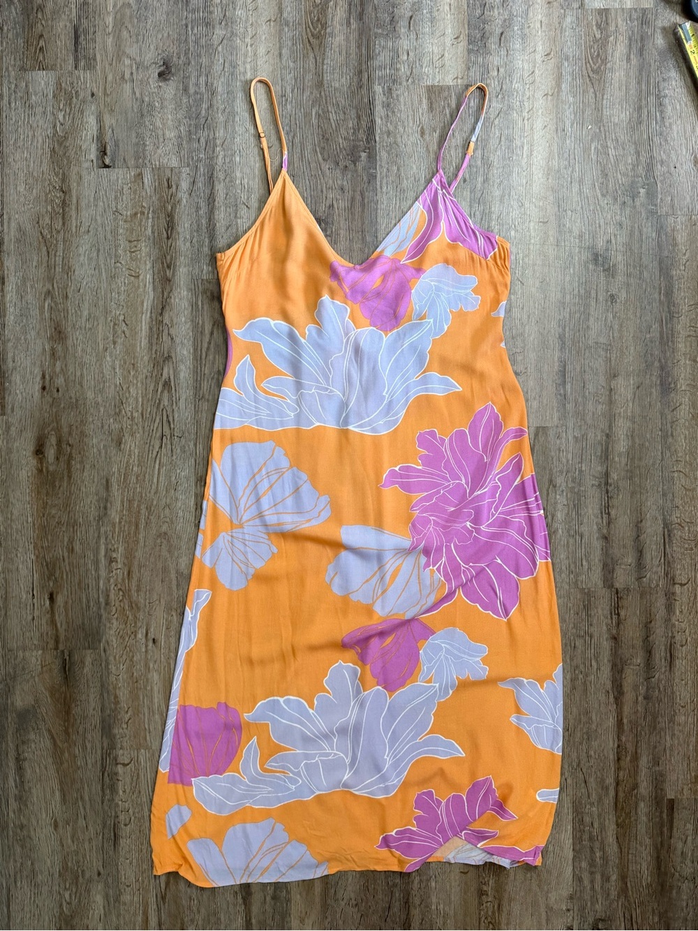 O’Neill • Floral Tie Back Midi Dress - Picture 11 of 13